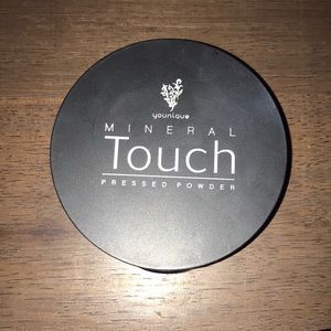 Taffeta Pressed Powder